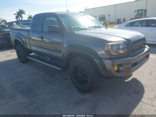  Salvage Toyota Tacoma