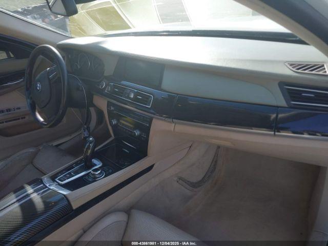 BMW 7 Series Image 10