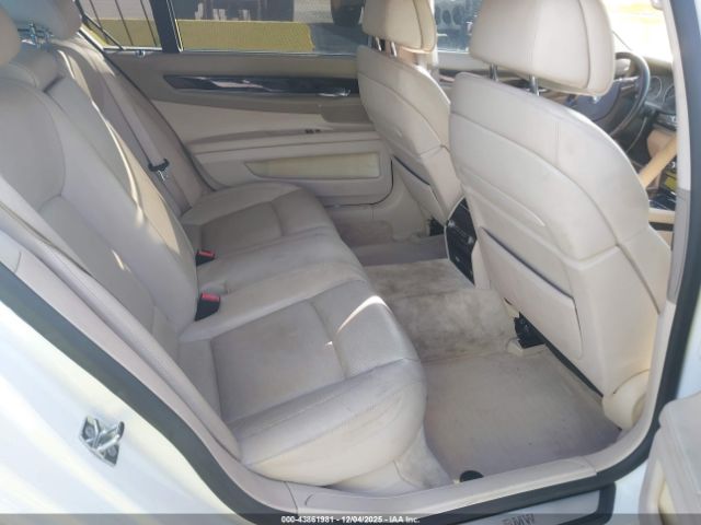BMW 7 Series Image 3