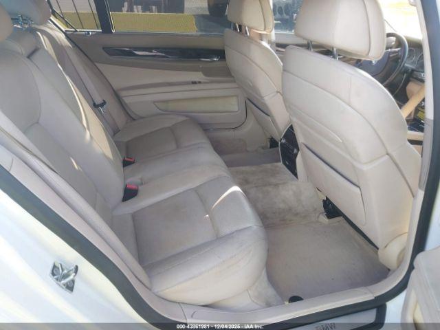 BMW 7 Series Image 3