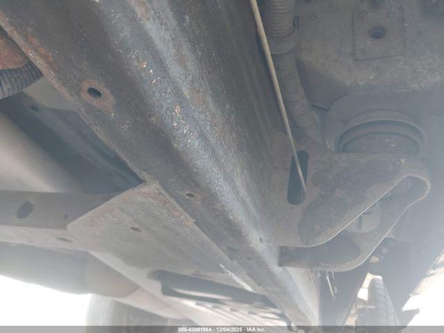 Chevrolet Silverado 1500 Lt Image 17