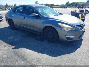  Salvage Nissan Altima