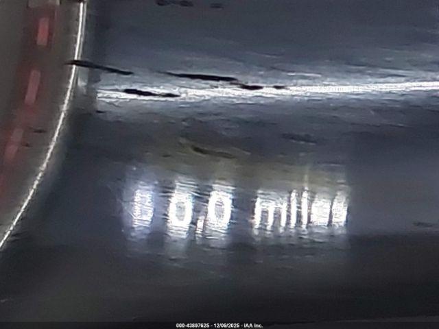 Nissan Armada Sv 2wd Image 3