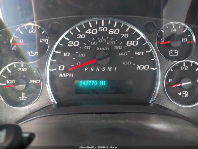 Chevrolet Express 4500 Diesel Image 2