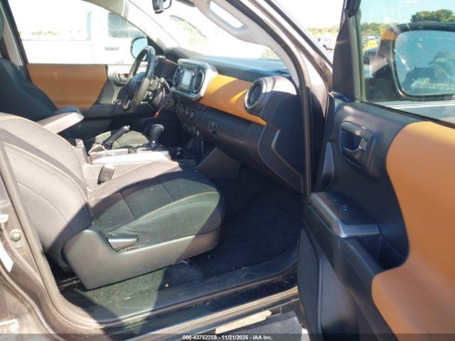 Toyota Tacoma Sr5 V6 Image 6