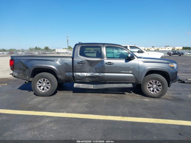 Toyota Tacoma Sr5 V6 Image 3