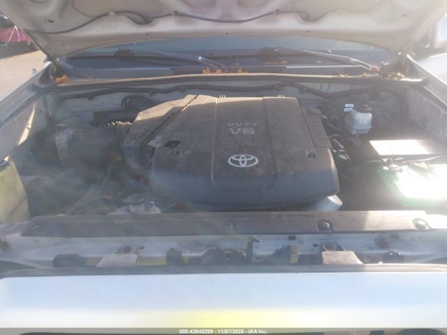 Toyota Tacoma Base V6 Image 15