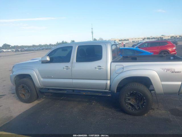 Toyota Tacoma Base V6 Image 8