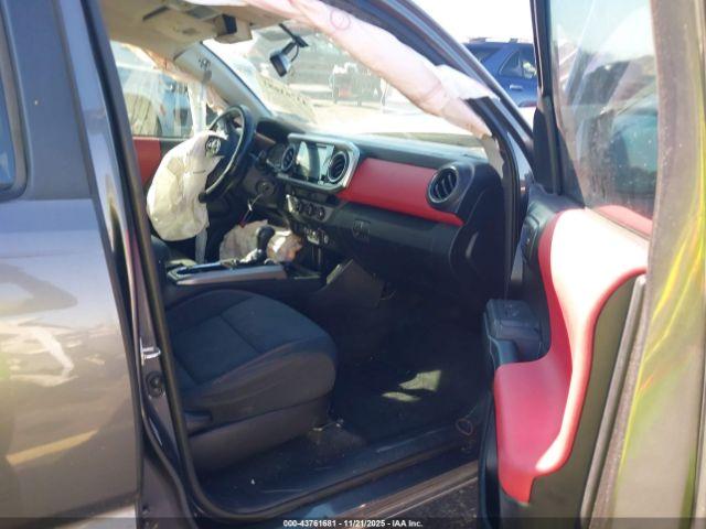 Toyota Tacoma Sr5 V6 Image 4