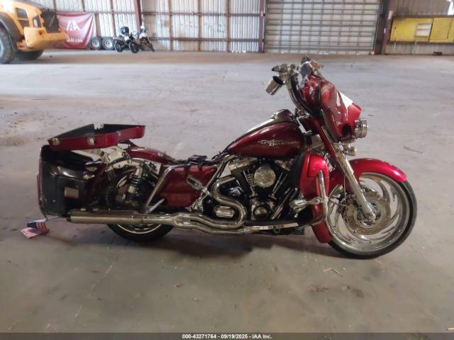 Harley-Davidson Flhx Image 15