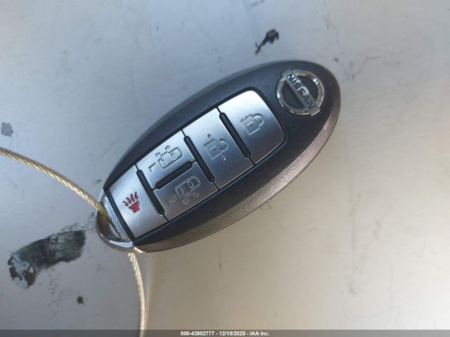 Nissan Quest Image 7