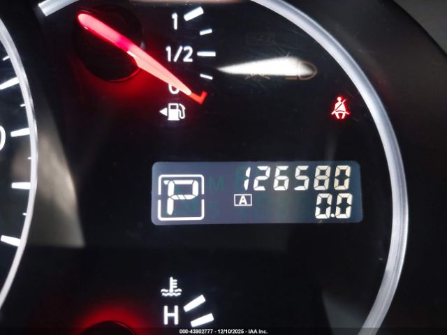 Nissan Quest Image 8