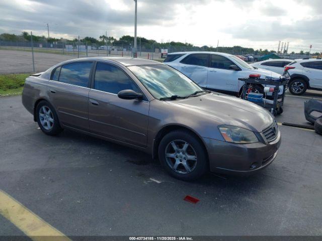  Salvage Nissan Altima