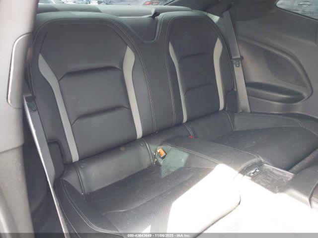 Chevrolet Camaro Rwd  2ss Image 11