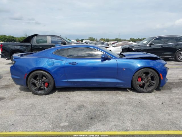 Chevrolet Camaro Rwd  2ss Image 3