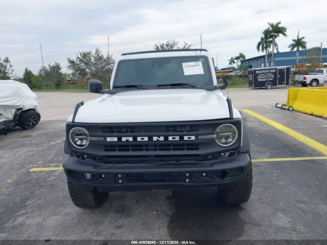 Ford Bronco Black Diamond Image 8