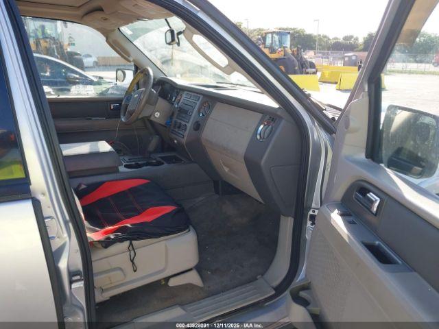 Ford Expedition Xlt Image 3