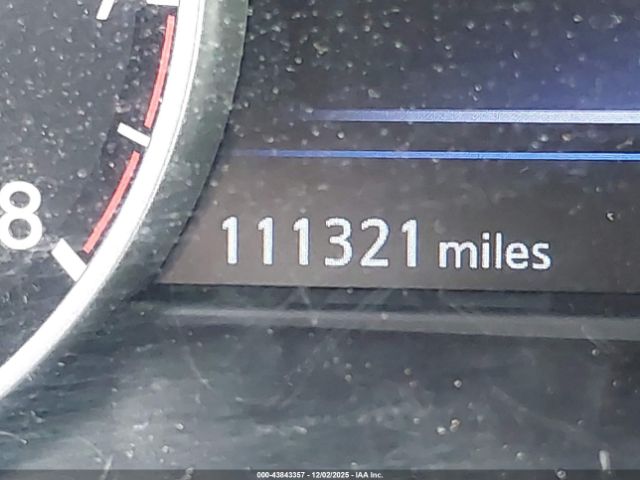 Nissan Murano S Image 9