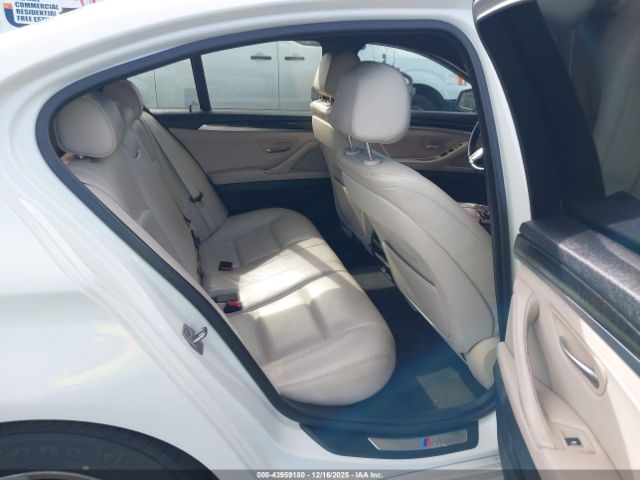 BMW 5 Series Image 12
