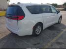 Chrysler Pacifica Touring Image 4