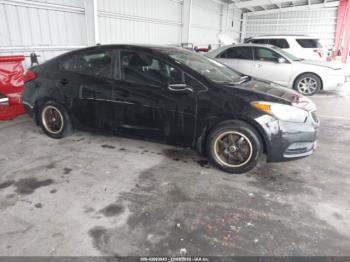  Salvage Kia Forte