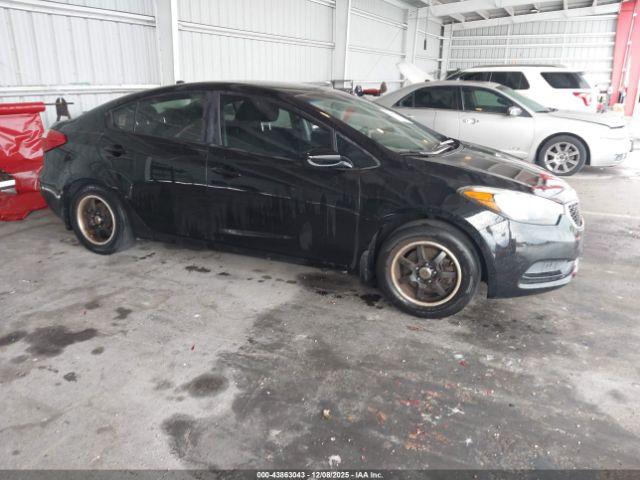  Salvage Kia Forte