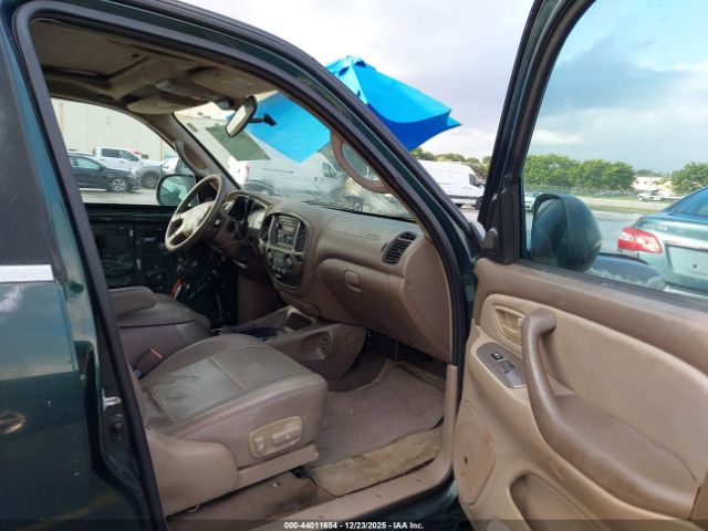 Toyota Sequoia Limited V8 Image 12