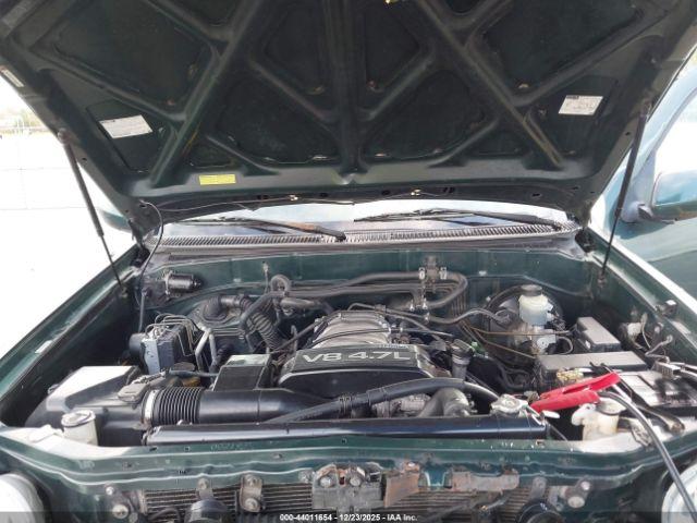 Toyota Sequoia Limited V8 Image 14