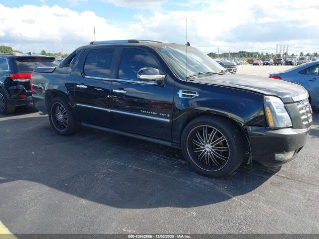  Salvage Cadillac Escalade