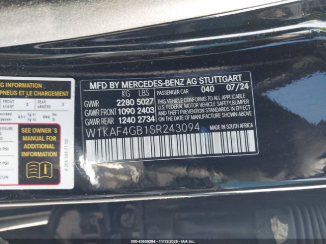 Mercedes-Benz C-Class Image 6