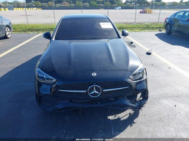 Mercedes-Benz C-Class Image 9