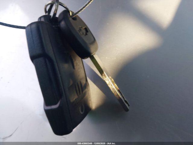 Chevrolet Silverado 1500 4wd  Short Bed Custom Trail Boss Image 16