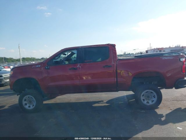 Chevrolet Silverado 1500 4wd  Short Bed Custom Trail Boss Image 9