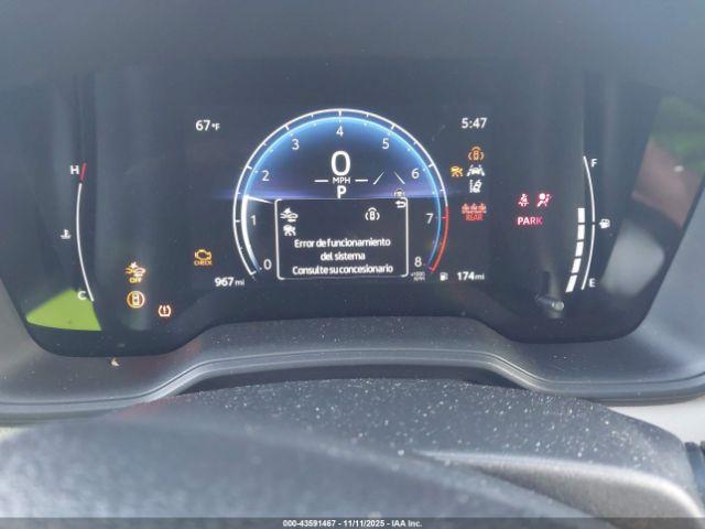 Toyota Corolla L Image 6