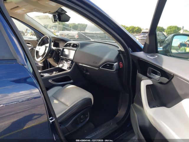 Jaguar F-PACE 35t R-sport Image 16