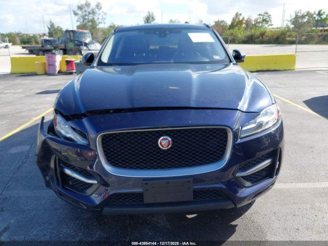 Jaguar F-PACE 35t R-sport Image 8