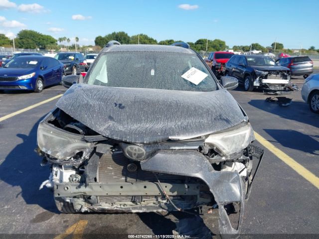 Toyota RAV4 Xle Image 16