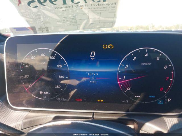 Mercedes-Benz C-Class Image 10