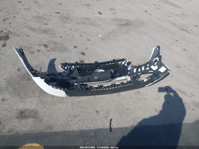 Mercedes-Benz C-Class Image 12