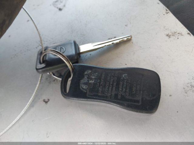 Nissan Nv Sv V8 Image 11