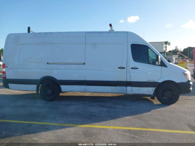 Freightliner Sprinter 2500 High Roof Image 6