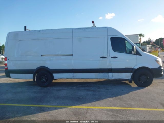 Freightliner Sprinter 2500 High Roof Image 13