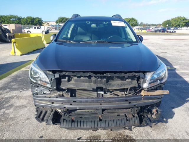 Subaru Outback 2.5i Limited Image 2