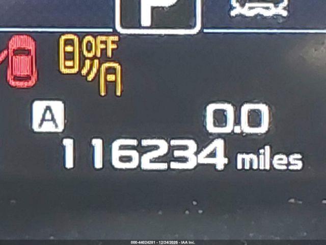 Subaru Outback 2.5i Limited Image 12