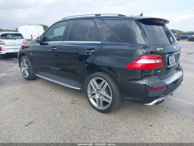 Mercedes-Benz M-Class 4matic Image 5