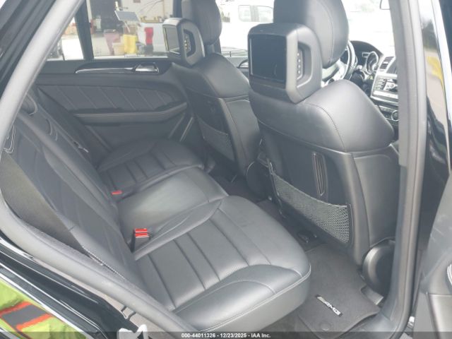 Mercedes-Benz M-Class 4matic Image 7