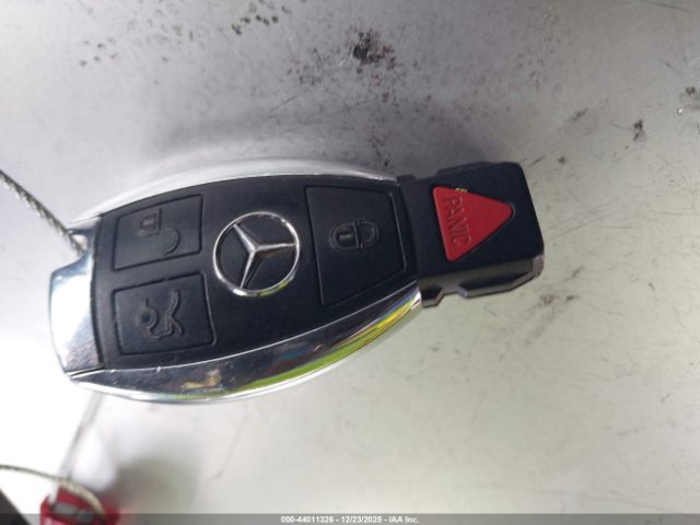 Mercedes-Benz M-Class 4matic Image 12