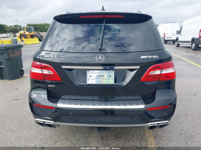 Mercedes-Benz M-Class 4matic Image 13