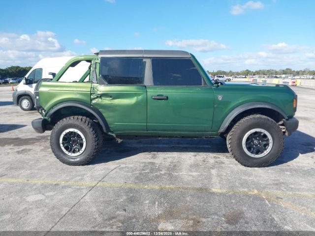 Ford Bronco Image 13