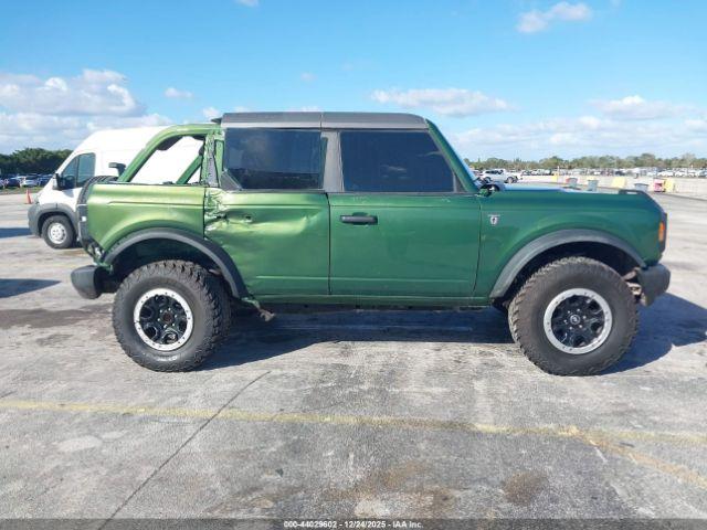 Ford Bronco Image 13